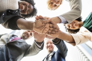 必看教程“致祥开挂软件”(确实有挂)